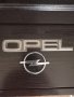 Емблема и надпис OPEL