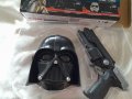 Комплект на STAR WARS,маска и оръжие с батерии , снимка 4