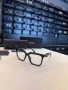 очила с черен обикновен калъф и Ув защита prada, снимка 1