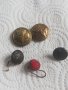 Брошка и военни копчета, снимка 1 - Антикварни и старинни предмети - 28692491