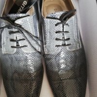 Продавам абитюрентска костюм и обувки, снимка 4 - Костюми - 26589784