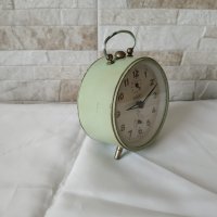 Стар часовник / будилник - PETER - Made in Germany - 1970г., снимка 5 - Антикварни и старинни предмети - 35652195