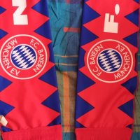 Рядък колекционерски футболен шал Байерн Мюнхен, снимка 2 - Фен артикули - 39559340