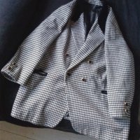 Вълнено дамско сако, черно-бяло каре с плюшена яка и декорации , снимка 1 - Сака - 42976547
