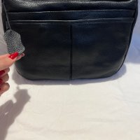 Дамска чанта от естествена кожа , снимка 1 - Чанти - 43658548