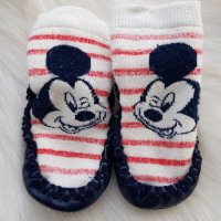 Детски пантофи чорапче Мики Маус №20, снимка 1 - Бебешки обувки - 35265681