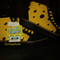 SpongeBob Cropp нови обувки, снимка 1 - Кецове - 44912109