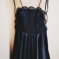 Официална черна рокля с телесна мрежа , снимка 1 - Рокли - 33114862