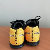 Дамски спортни обувки Nike, 36 номер, снимка 4 - Маратонки - 37136389