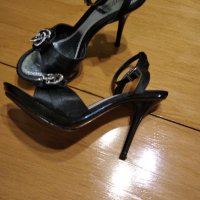 Комплект обувки и чанта за официални случаи , снимка 3 - Дамски елегантни обувки - 27739571