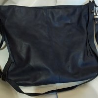 Голяма дамска чанта в тъмносин цвят Tendenz , снимка 1 - Чанти - 44066452