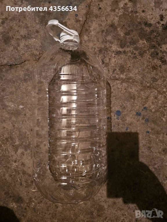 Продавам пластмасови туби 10 литра, снимка 1