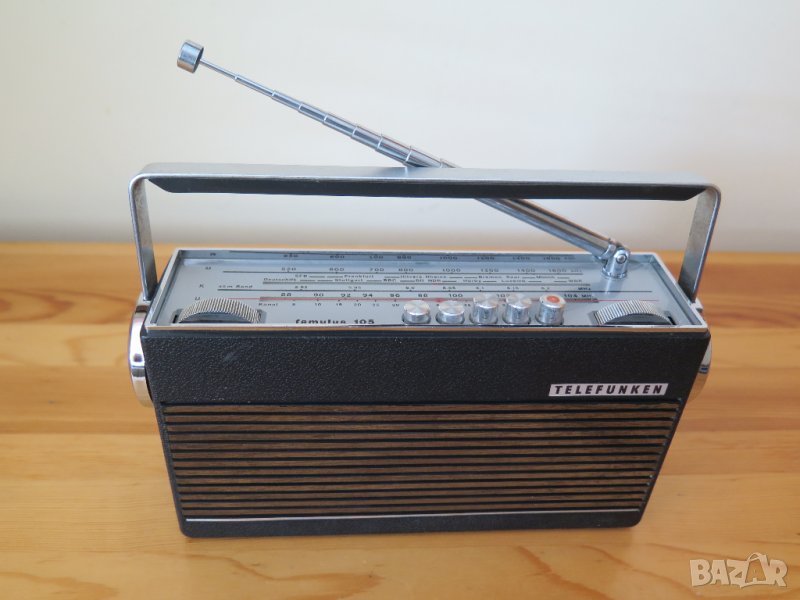 Vintage AM/FM Telefunken Famulus 105 Transistor Radio 1969–1971, снимка 1