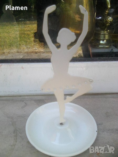 Изящен метален силует на балерина, снимка 1