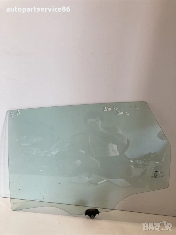 Стъкло за задна лява врата за KIA Ceed 1.6 CRDi (2010), снимка 1
