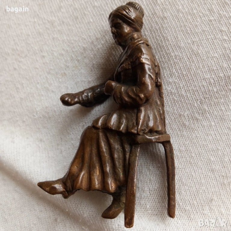 Бронзова статуетка., снимка 1