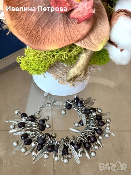 Гривна с метални орнаменти, снимка 1