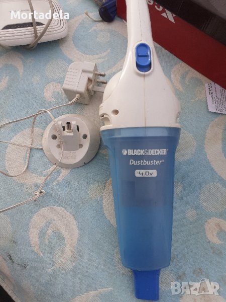 Прахосмукачка за кола Black & Decker, снимка 1