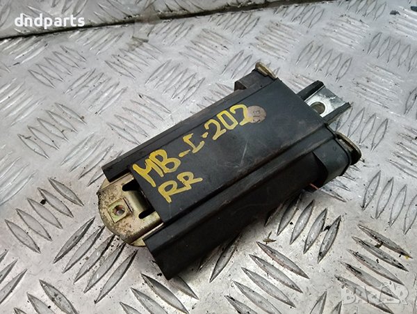 Стопер за врата за Mercedes C-Class |W202|, 1997г. /заден/, снимка 1