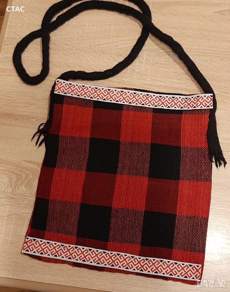 Нова ,битова  торбичка,от автентичен, вълнен плат иДве ножчета от 80-те/7лв двете, снимка 1