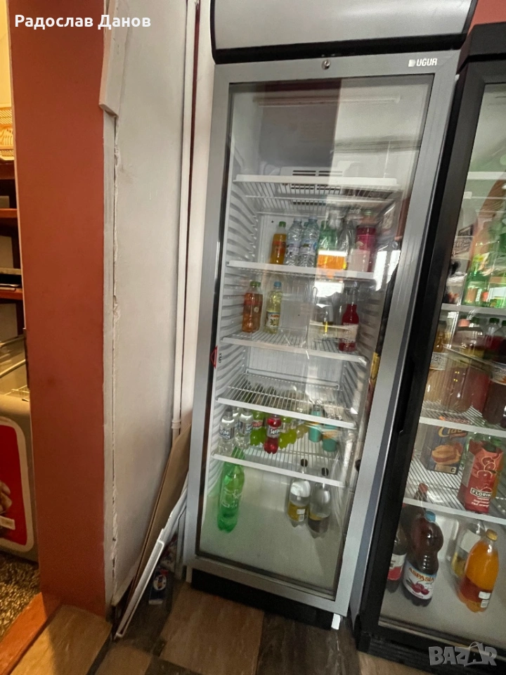 Витрини , снимка 1