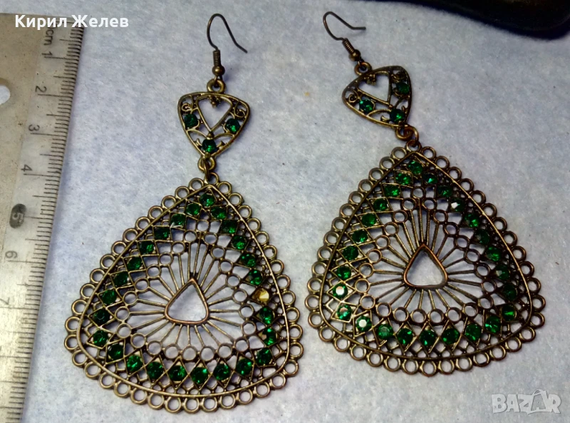 КРАСИВИ АЖУРНИ СРЕБРИСТИ ОБЕЦИ с ФАСЕТИРАНИ ЗЕЛЕНИ КРИСТАЛЧЕТА 34217, снимка 1