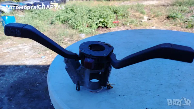 КЛЮЧ ЗА ЗАПАЛВАНЕ и лостчета VW 357905851 VW , снимка 1