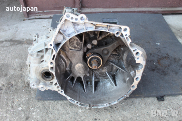 Скоростна кутия Нисан примера п12 2.0 140кс комби 02г Nissan primera p12 2.0 140hp 2002