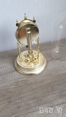 Немски кварцов настолен часовник Hangarter със стъклен купол, снимка 6 - Антикварни и старинни предмети - 43790429