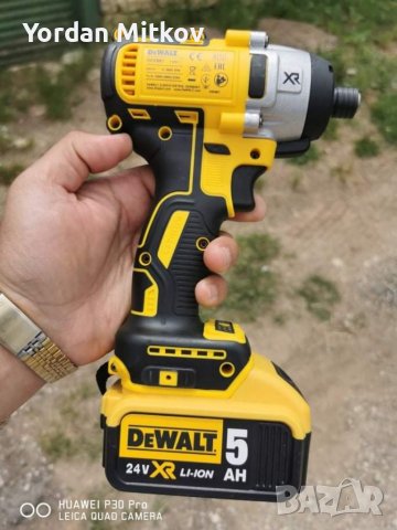 Гайковерт DeWALT , снимка 3 - Други инструменти - 36860858