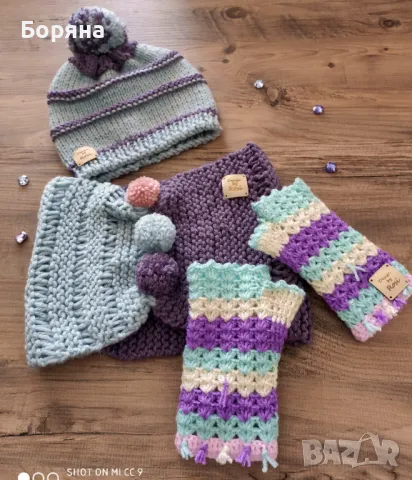 Handmade комплект шапка, шали ръкавици нови с етикет, снимка 2 - Шапки - 49680155