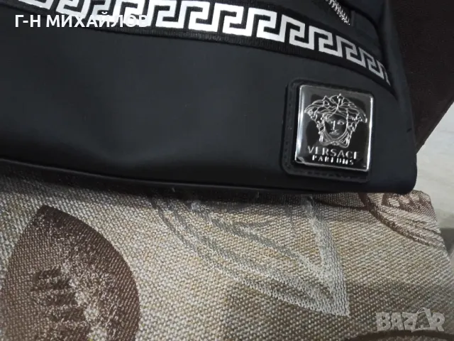 чанта на Версаче , снимка 2 - Чанти - 49154339