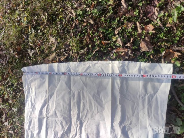 Продавам Женска нощница, риза от чеиз с дантела  Има няколко петна от застояване, снимка 2 - Антикварни и старинни предмети - 38945624