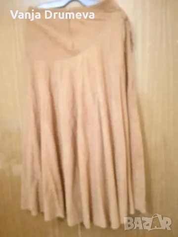 ефектна пола от Фин велур , снимка 2 - Поли - 47991571