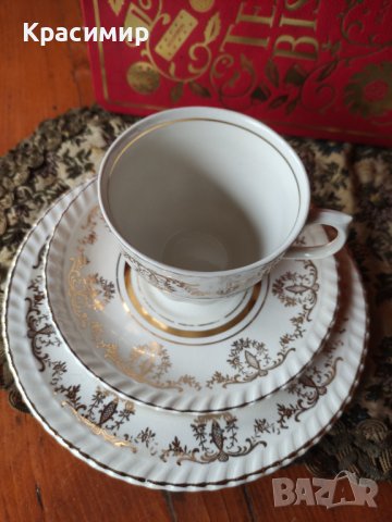 Винтидж троен сет от лек и фин порцелан с кракле и износване от употреба., снимка 9 - Сервизи - 40845613