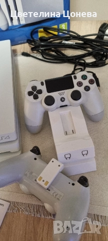 Playstation 4 Pro 1TB + 2 джойстика със станция + 3 игри, снимка 6 - PlayStation конзоли - 52367762
