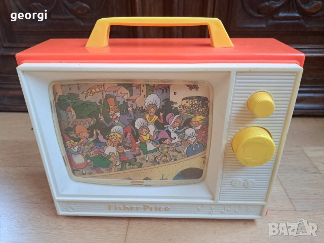 ретро английска детска музикална играчка телевизор Fisher price 
