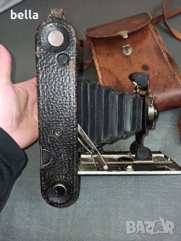 Колекционерски мехов Autographic Kodak Jr. (произведен 1914-1927) и трипод, снимка 15 - Колекции - 48739516