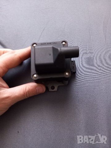 Оригинална бобина NGK за фолксваген голф 2, голф 3, венто, сеат ибиза 2, толедо, снимка 2 - Части - 43447954