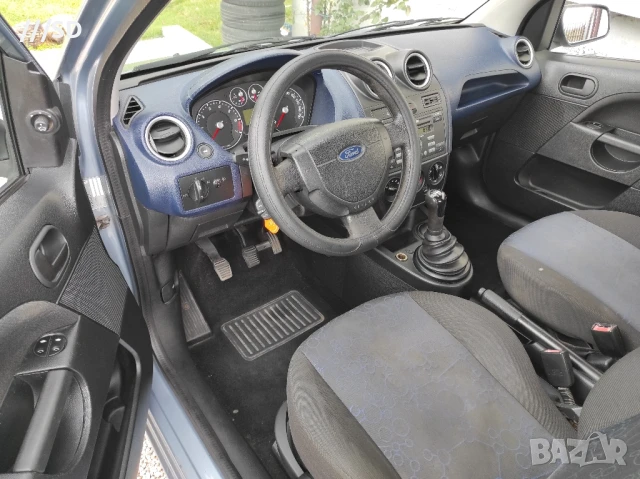 FORD FIESTA /// BENZIN / EURO 4 🇮🇹, снимка 5 - Автомобили и джипове - 48212404
