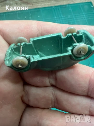 Фолксваген количка играчка от шоколадово яйце , снимка 7 - Колекции - 50569887