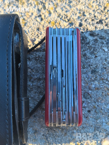 Джобен нож victorinox, снимка 3 - Ножове - 52427785