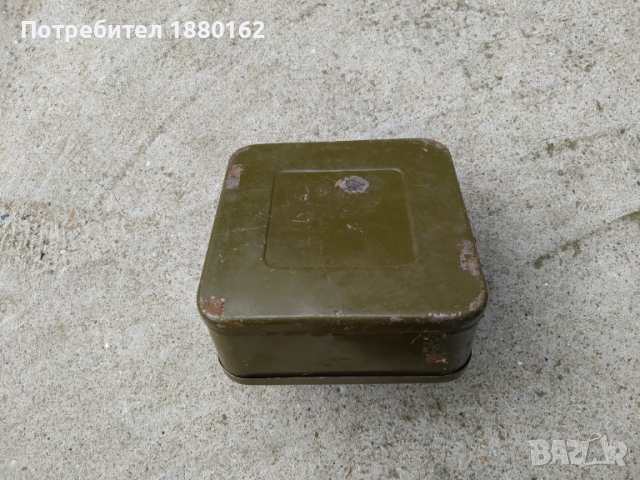 Стара военна метална кутия , снимка 5 - Антикварни и старинни предмети - 52433267