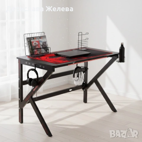 Геймърско компютърно бюро с RGB LED осветление