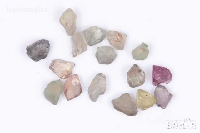 16 броя сапфири 5.20ct нетретирани кристали #6