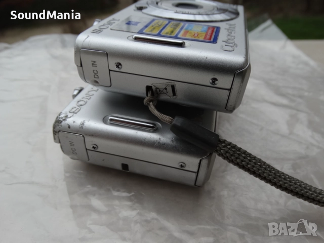 SONY DSC-W35 - 2 броя ..., снимка 17 - Фотоапарати - 52857463