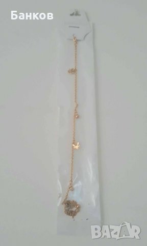  Нежна дамска гривна с висулки. Медицинска стомана Gold, снимка 3 - Гривни - 33123298