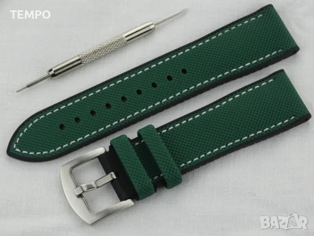 СИЛИКОНОВА КАИШКА ЗЕЛЕНА С БЯЛ ШЕВ- 22мм + ПОДАРЪК, снимка 4 - Каишки за часовници - 48451554