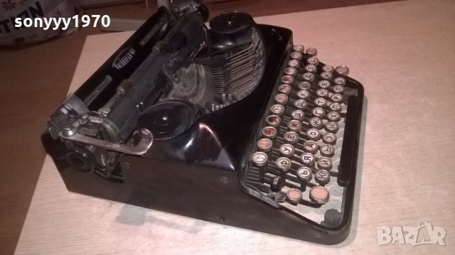 АНТИКА-triumph-ретро колекция-стара пишеща машина, снимка 7 - Колекции - 26226937