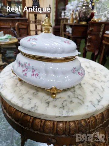 Красива антикварна немска порцеланова купа с капак Weimar , снимка 5 - Антикварни и старинни предмети - 50070646
